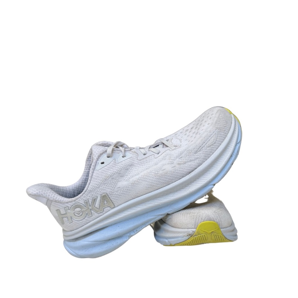 Hoka Clifton 9